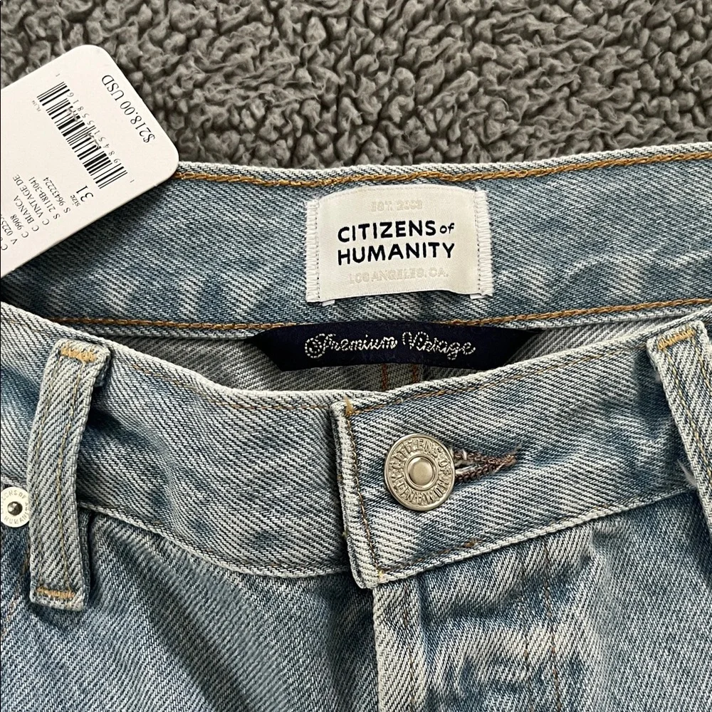 Citizens of Humanity AYLA Light Blue Denim Shorts with Button Waist - Picture 3 of 12